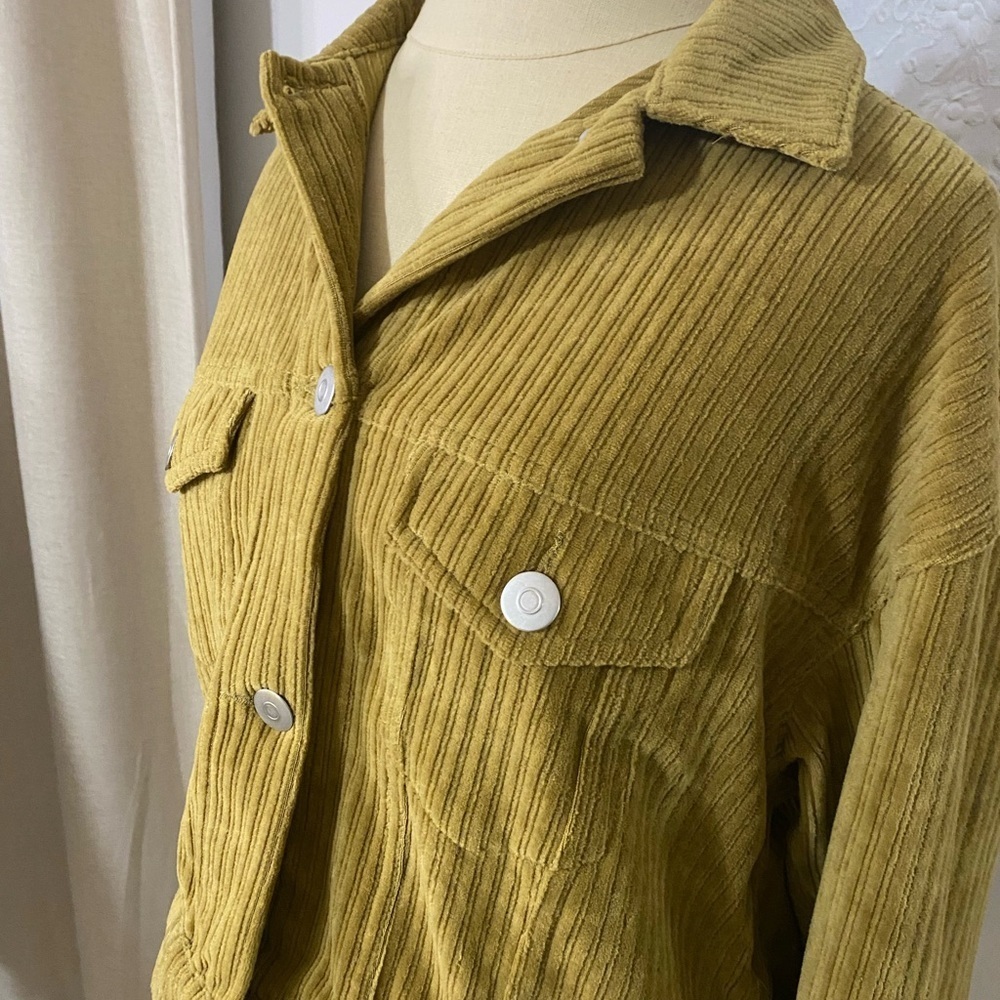 Double Zero Corduroy Utility Jacket in Green - Picture 2 of 5